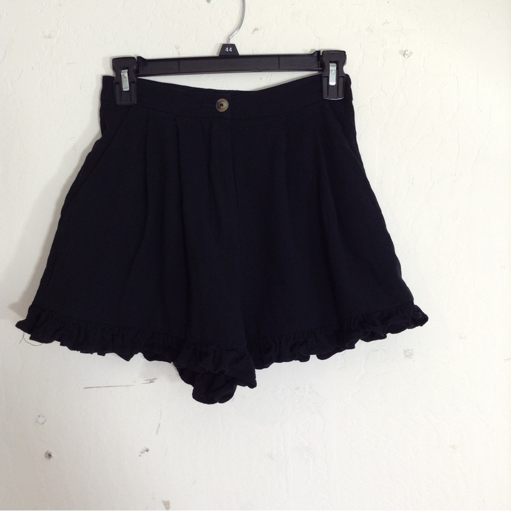 Black high waisted shorts ruffle hem size small